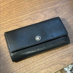 Frye wallet